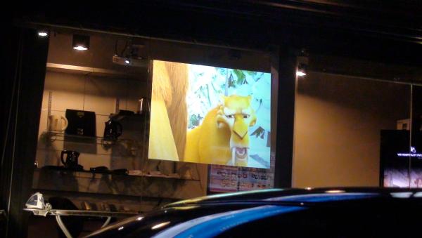 1.52*5m personalizou o filme da projeção traseira/filme holográfico claro na propaganda de janela