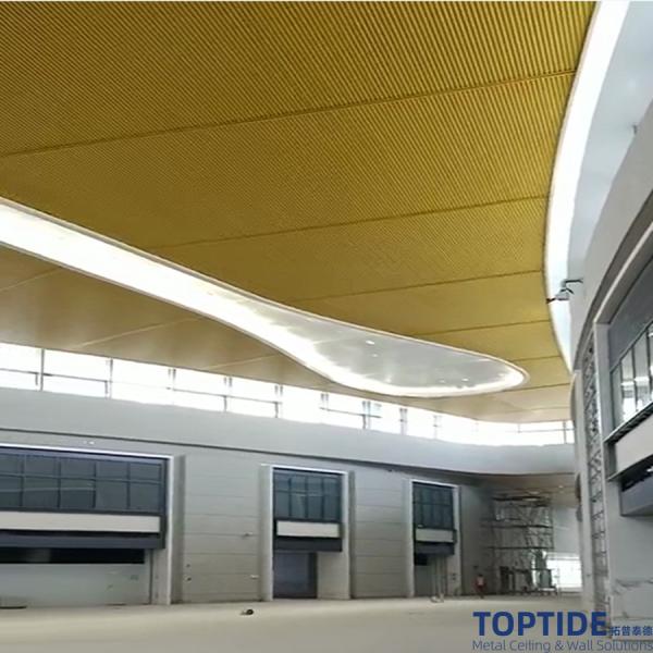 Suit for Airport Building Materials Wood Grain Color Suspended Aluminium Curved Tube Baffle Ceiling
