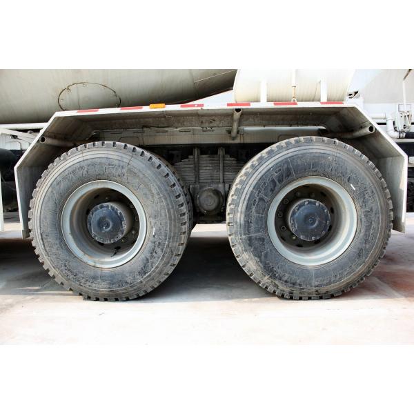 Shaanxi Automobile Heavy Truck Delong F3000 375HP 8X4 Hydraulic Main Seat Concrete Mixer Truck