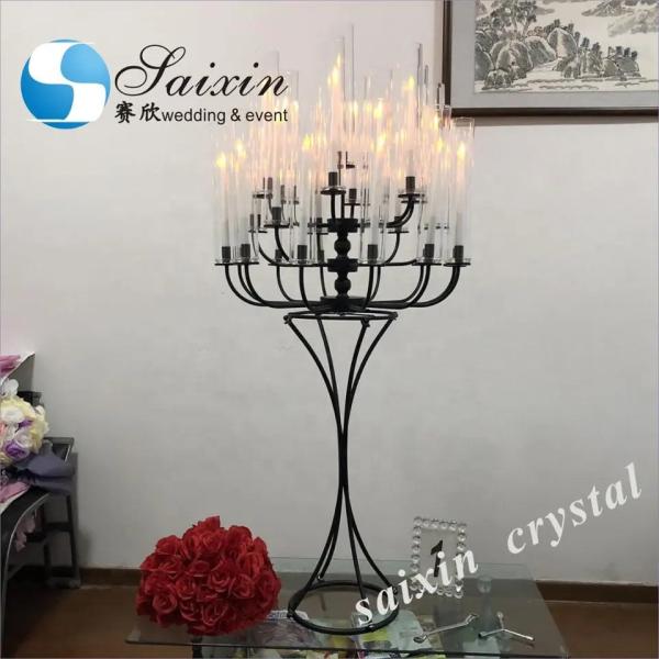 Nouveau design de l'or du chandelier de mariage Décoration de la fête Décoration de la table de cadeau 25 bras du chandelier de mariage Centre de la pièce