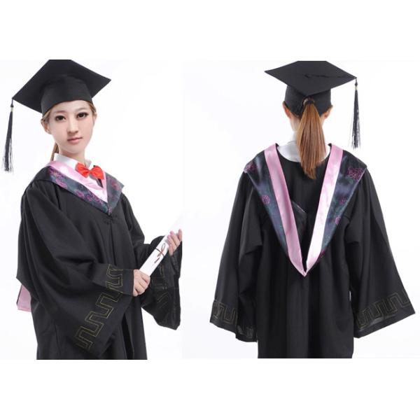 wholesale graduation gowns and mortar board black gowns from China clothing factory