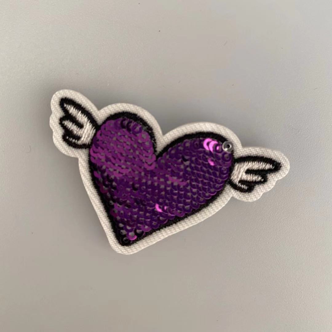 Customized Heart Shaped Red Bead Embroidery Applique Patch Wholesale Heart Embroidered Bead Patch