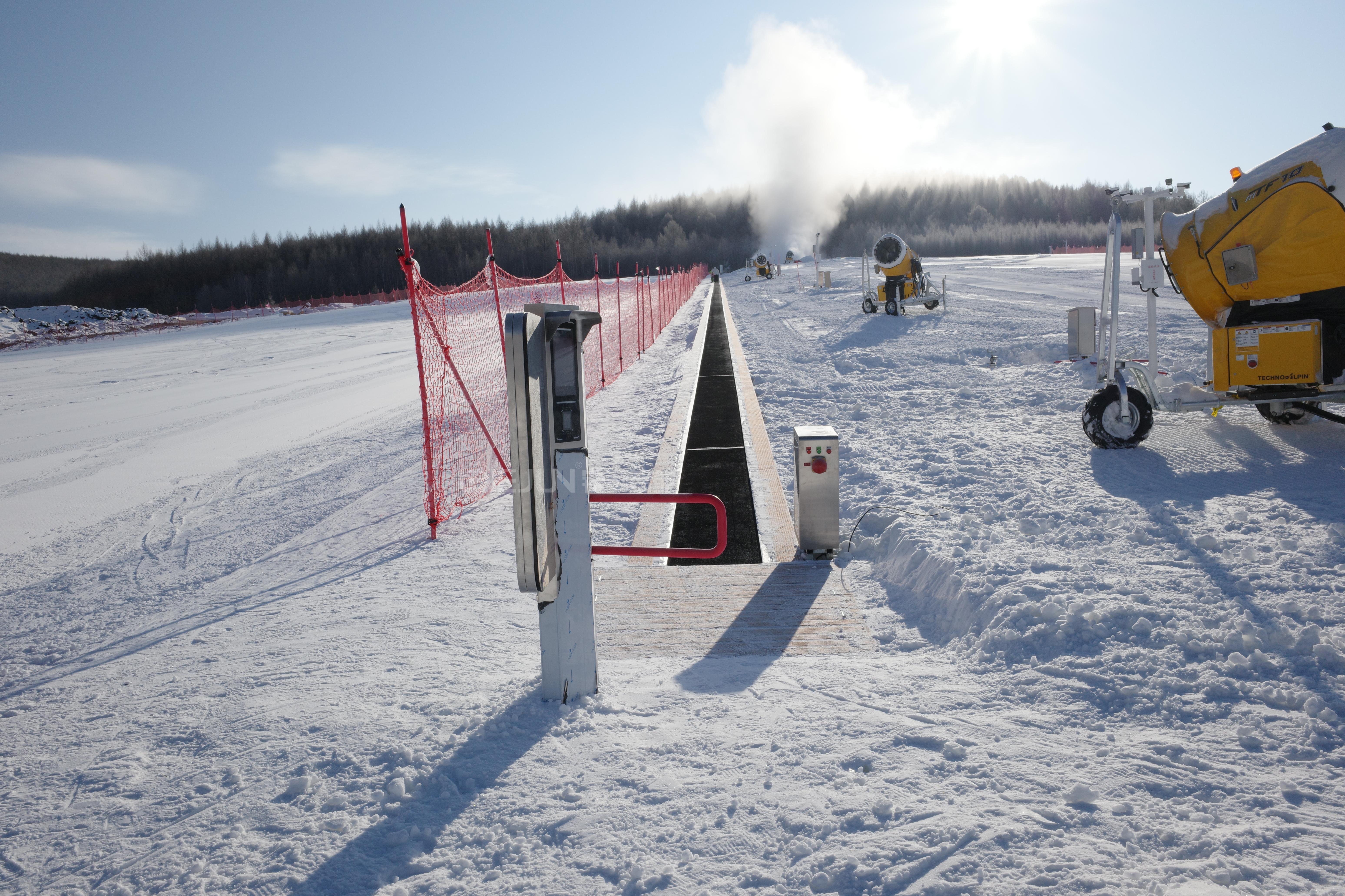 IM-XZB01-01 Intelligent Snow Gate with Brushless Clutch Anti-Collision for Cold-Climate Outdoor Environments and Multiple Verification Methods