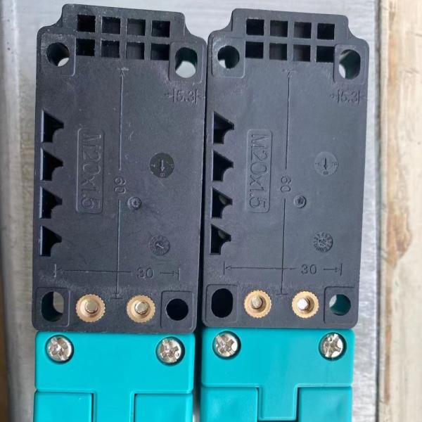 3RG4031-6JB00-PF | Pepperl Fuchs | Sensor de proximidad inductivo