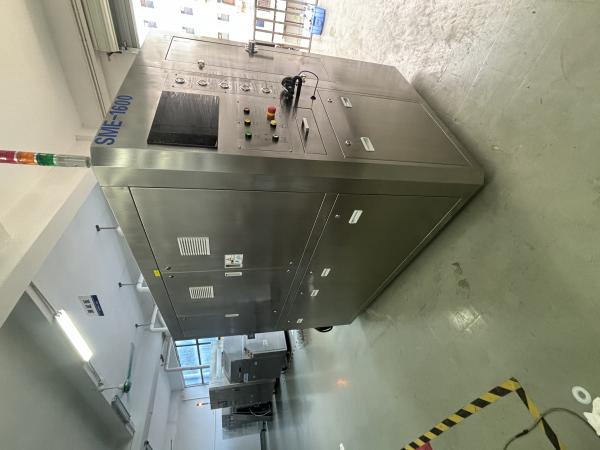 An automatic cleaning machine for washing two steel sheet templates