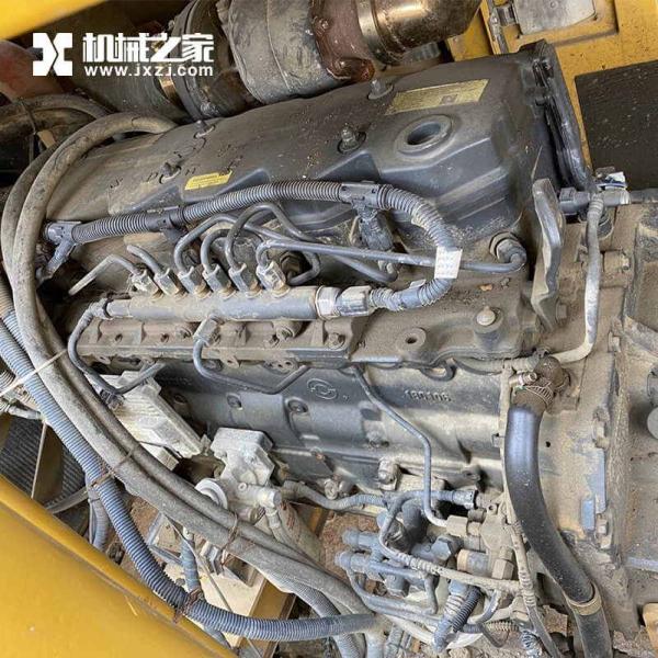 Grúas sobre orugas usadas XCMG XGC75 grúa sobre orugas de segunda mano de 75 toneladas MOY 2018