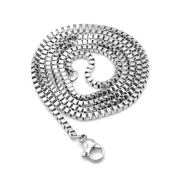 Europe and US Cross-Border Necklace Titanium Steel Square Box Pendant Collarbone Chain