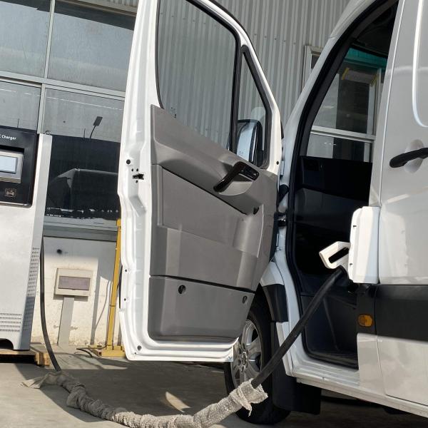 congelador elétrico elétrico Van de 73.6kWh Mini Cargo Van 110km/H 288km Max Range