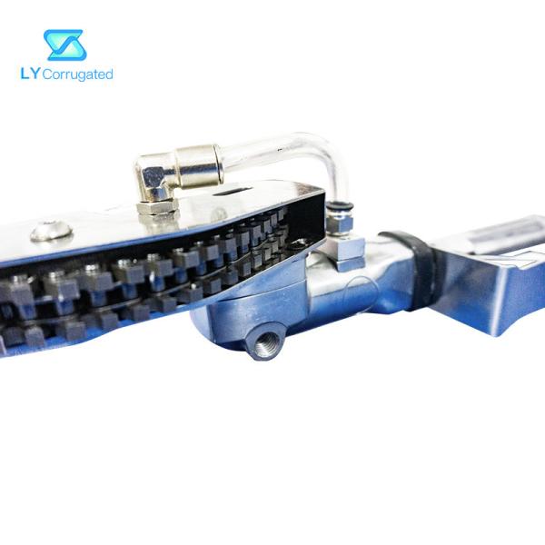 Высокоскоростной автомат для резки картонной коробки расточительствует размер удаления 3800RPM 180mm