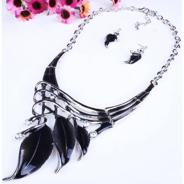 Cheap price retro classic exaggerated leaf earrings diamond necklace color drip
