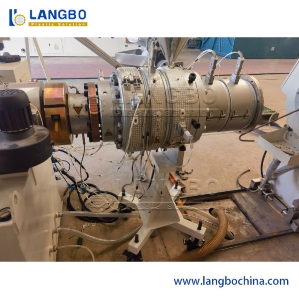 PVC Pipe Making Machine Reducing Rough Inner Surface During Continuous Production