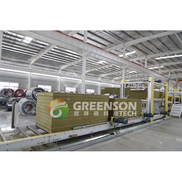 Fully Automatic PU Sandwich Panel Production Line Machine With 300kW Power And Adjustable Width