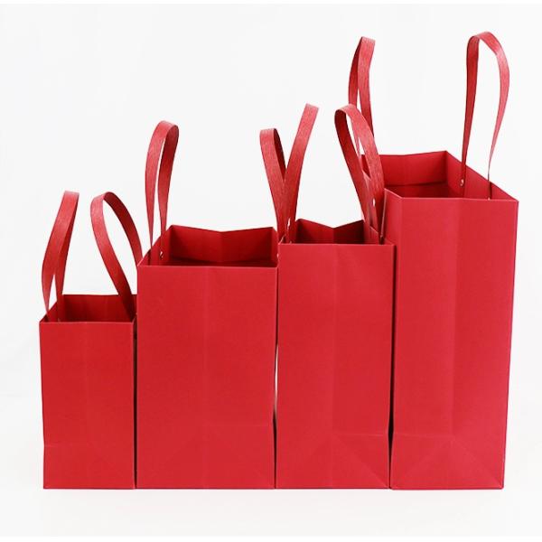 Luxury Red Rivet Handle Paper Bags Custom Logo Boutique Shopping Bags For Fashion Gifts