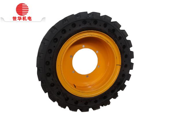 Wear Resistant Tires 20.5 / 70-16 Self Cleaning And Long Life GNSTO