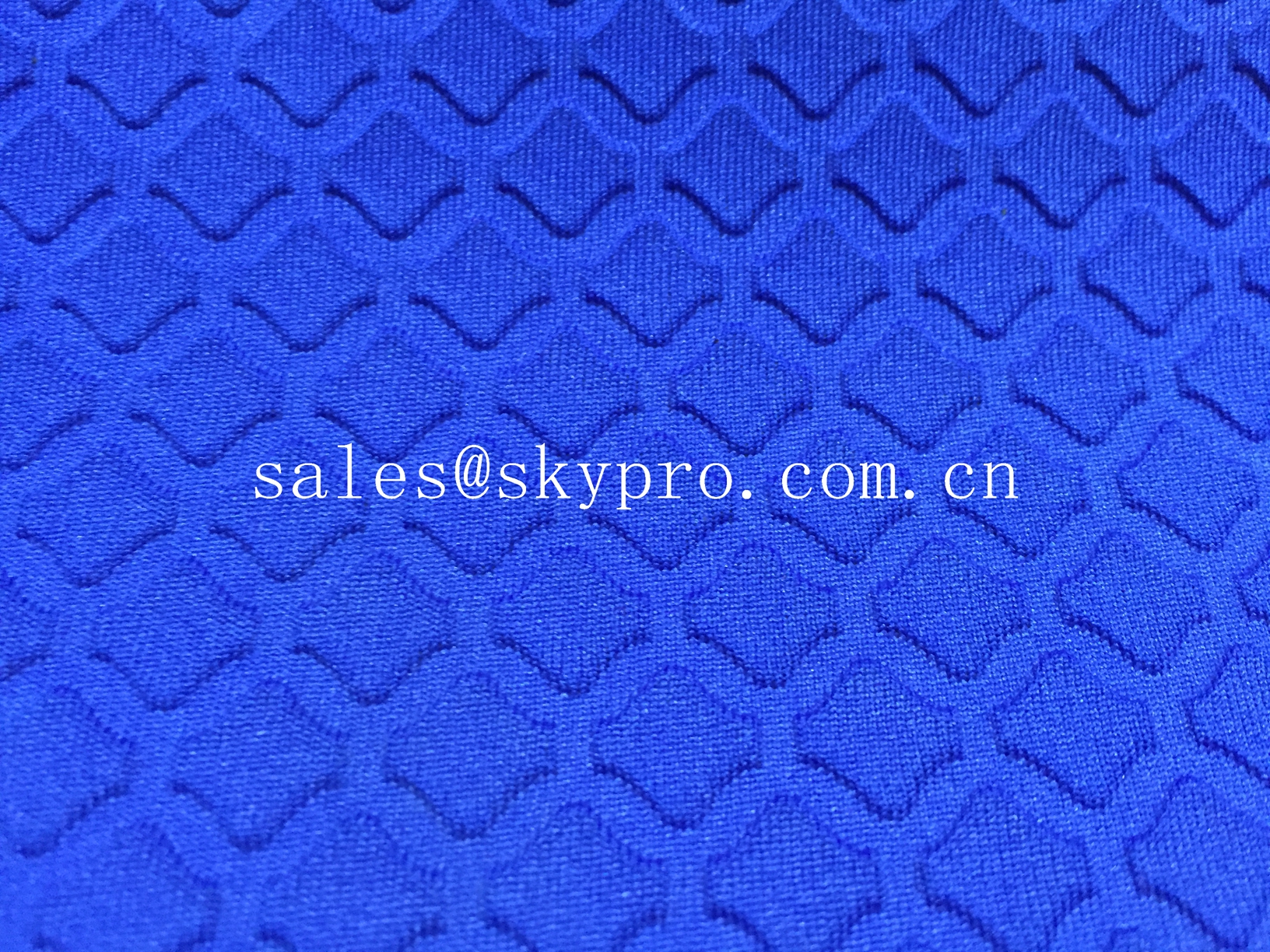 Variable Profiles SBR Neoprene Rubber Sheet with Coin / Diamond / Stud Textured