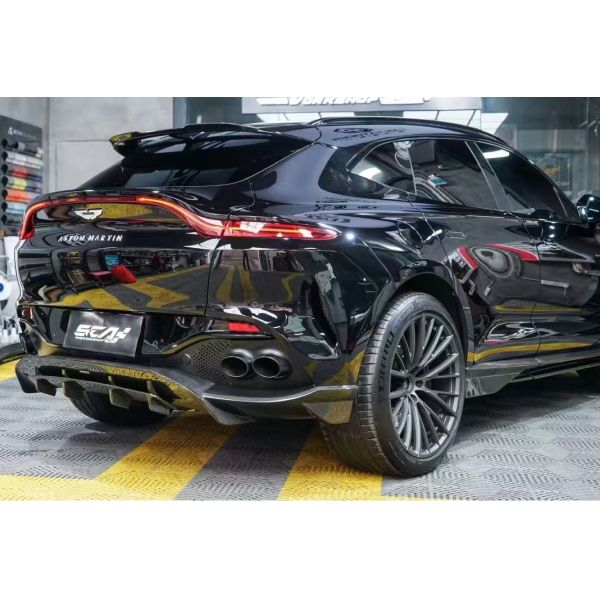 2019 DBX SUV 707 Type Dry Carbon Fiber Body Kit Front Bumper Side Skirts Rear Bumper Diffuser Roof Spoiler Full Package