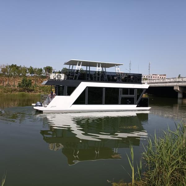 Aluminum Luxurious Floating Boat House For Fishing Sunbathing Sightseeing