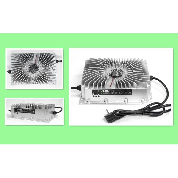 On Board High Power Waterproof Battery Charger 36V 30A Smart Charge For Electric Vehicles