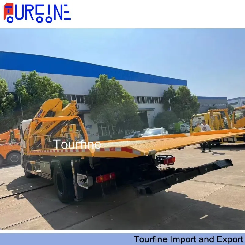 FAW 4x2 8 Ton Roadside Recovery Wrecker Truck , Crane Tow Truck for Vehicle Towing