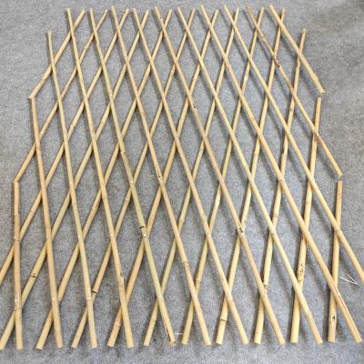 Expanding Bamboo Pole Fence , Natural Garden Privacy Screen Roll 6 Ft X 6 Ft