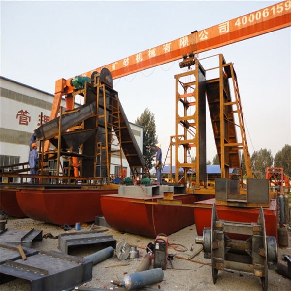 Diesel Powered Bucket Chain Dredger 450m3/h for River Gold Mining