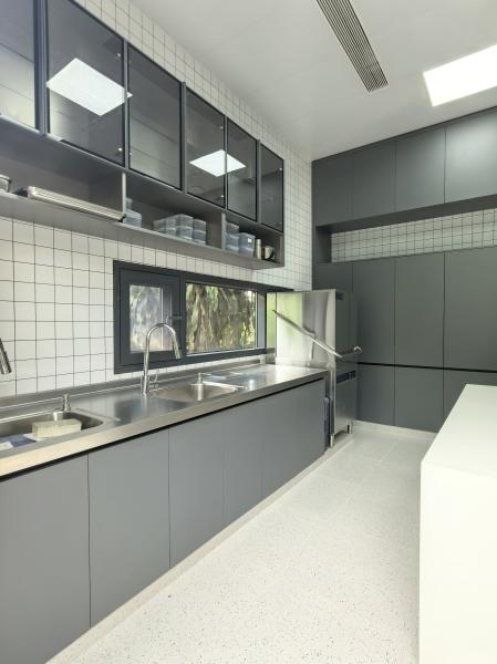 Fadior Full Stainless Steel Kitchen Cabinet - Commercial-Grade, Dark Gray & Stainless Steel Finish, Professional Layout