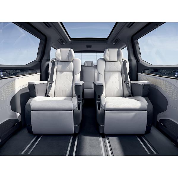 400kW ZEEKR 009 MPV Electric Minivan Vehicle 7 Seater