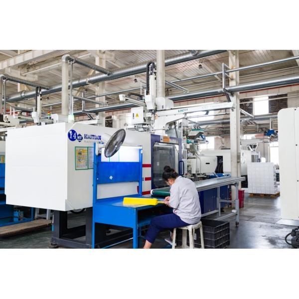 Хранение и транспортировка Складируемый контейнер с перемещаемым оборотом Пластиковый ящик с крышкой