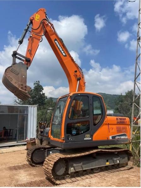 Doosan DX130 Used Crawler Excavator 0.53m3 13010kg With Hydraulic System