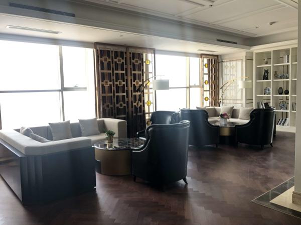 a mesa de jantar feita sob encomenda de 5 estrelas do hotel internacional do hotel ajustou Sofa Set personalizado impermeável Wearproof
