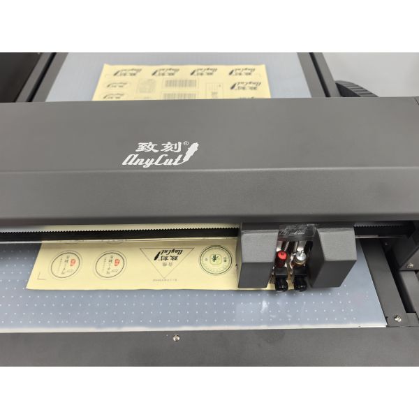 Anycut Flatbed Die Cutting Plotter Machine Desktop Vacuum-Stable Adsorption Intelligent Positioning