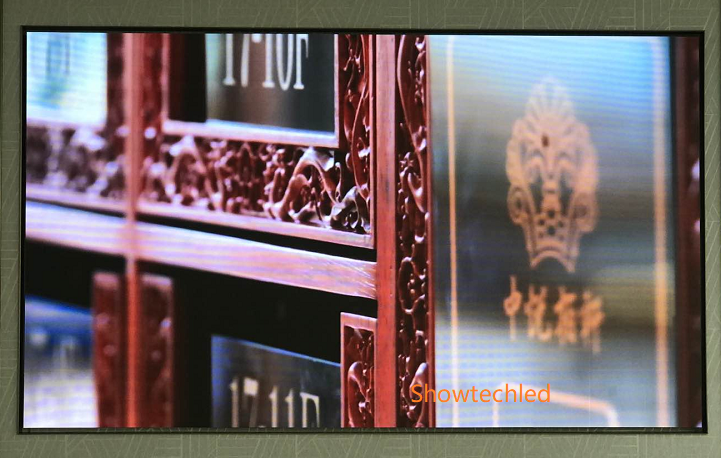 СИД тангажа пиксела P1.5 UHD небольшое показывает 384 x 216 экрана дисплея для рекламы