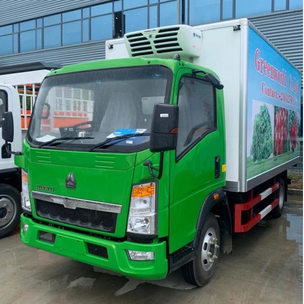light duty reliable cheap HOWO 4x2 116 hp 6 ton refrigerator van truck