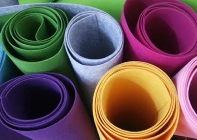 Norme internationale non tissée adaptée aux besoins du client par couleur de tissu de géotextile de polypropylène