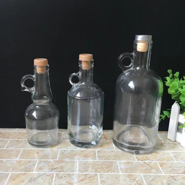 Bottle de whisky de vidro de 750 ml com alça e serviço de personalização