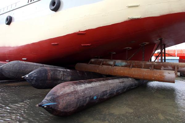 Pneumatic Rubber Heavy Lifting Ship Launching Airbag BV Certificated