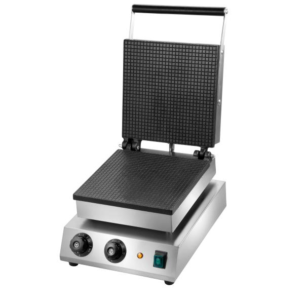 Stainless Steel Commercial Waffle Baker With Non Stick Coating 1.8KW Constant Temp