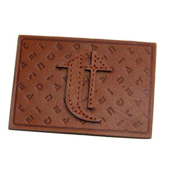Customized stamped  sewing Logo  Leather Patches Real Leather For Garment