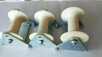 Tres rodillos de nylon de la rueda que ponen el rodillo de guía de cable