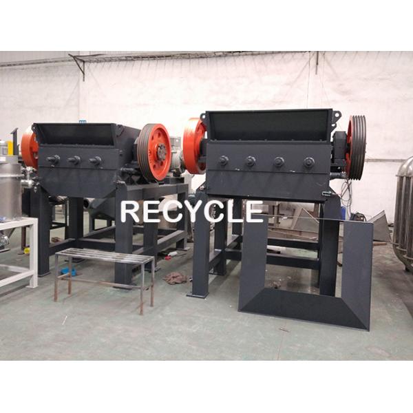 Повторно использованная машина дробилки бутылки ЛЮБИМЦА пластиковая с 500-1000кг/х легким работает