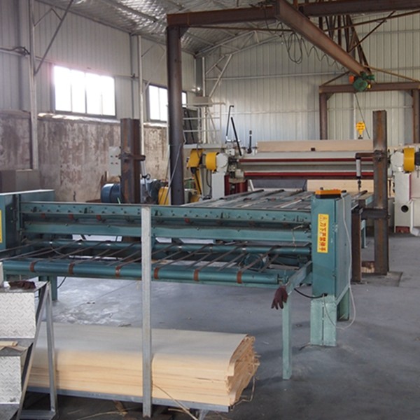 New Design Of Man-Made Smoking Wood Veneer SW-L739N/L743N 0.55mm Thickness For Furniture Face