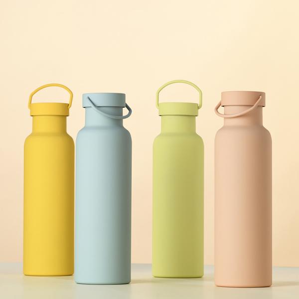 Stainless Steel Insulated Water Bottle with 6-12 Hours Thermal Insulation Performance