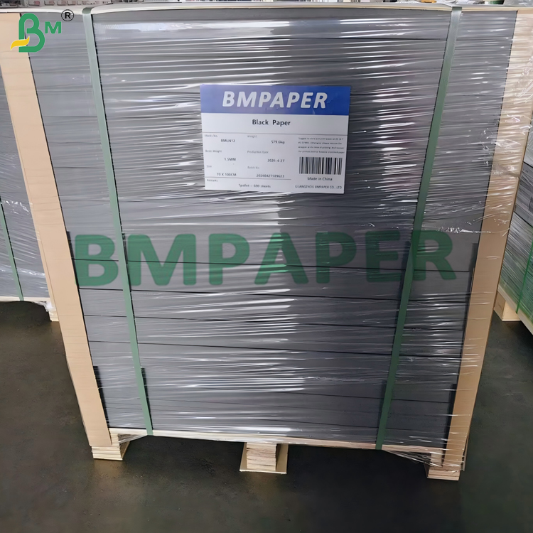 80gsm 90gsm Black Kraft Paper Roll For Flower Wrapping 48 inch x 100 Feet