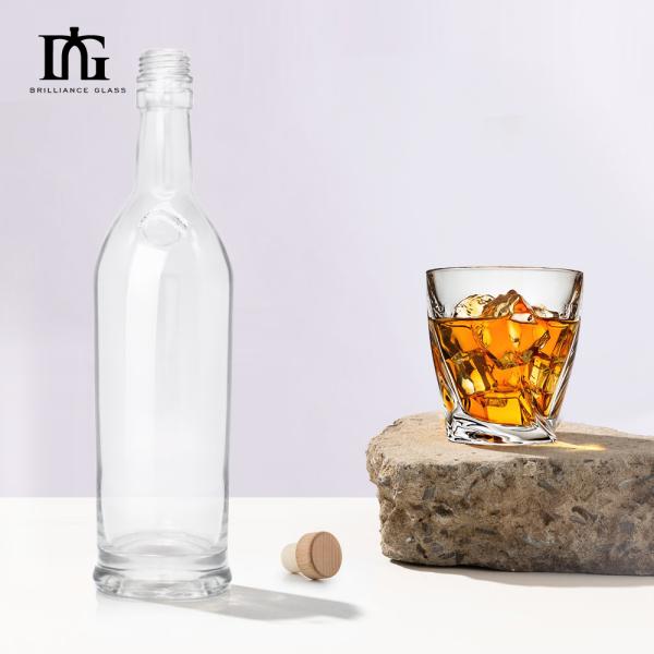 Matte Black Glass Bottles for Spirits 500ml Capacity and Acceptable Customized Logo