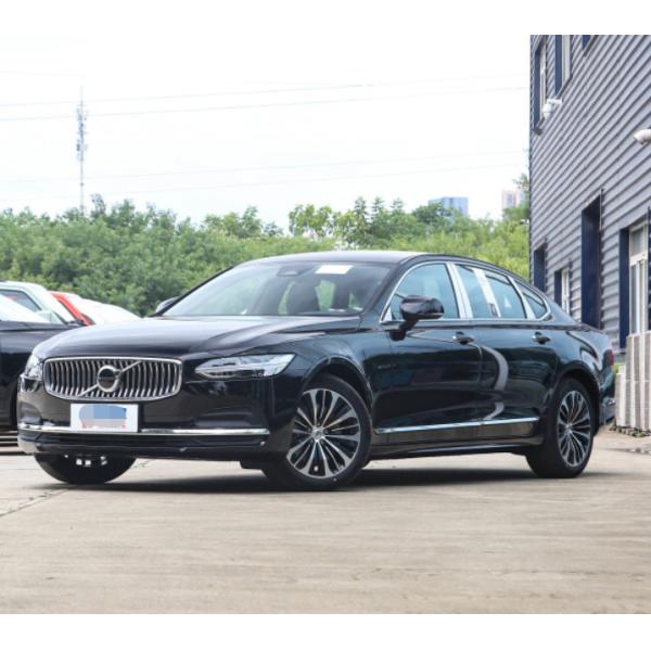 Salle de sièges de la porte 5 de la version 4 de VOLVO S90 2023 B5 Zhiyi Haohua Voiture d'occasion