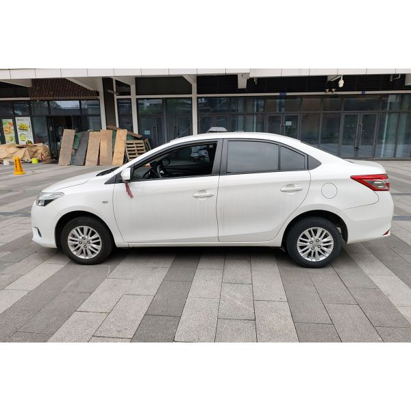 2022 Toyota Vios FS Hatchback 1.5L CVT Gasoline Petrol 180km/h High Speed Used Cars Left Cheap Automatic Small Cars for Sale