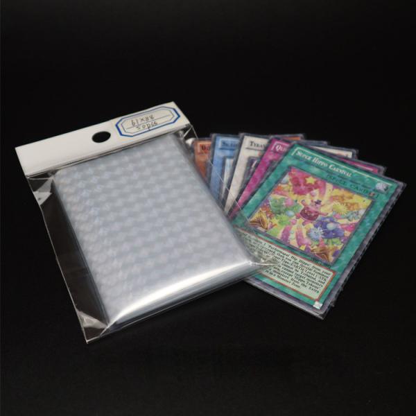 66mmx98mm Transparent Holographic Card Sleeves , Waterproof Card Holder Protector