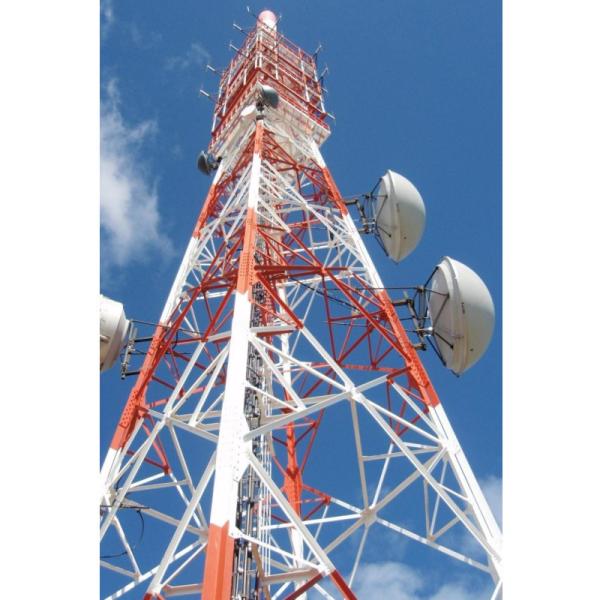 Corrosion Resistant Telecom Steel Tower 30-110m Height With Bolting Installation