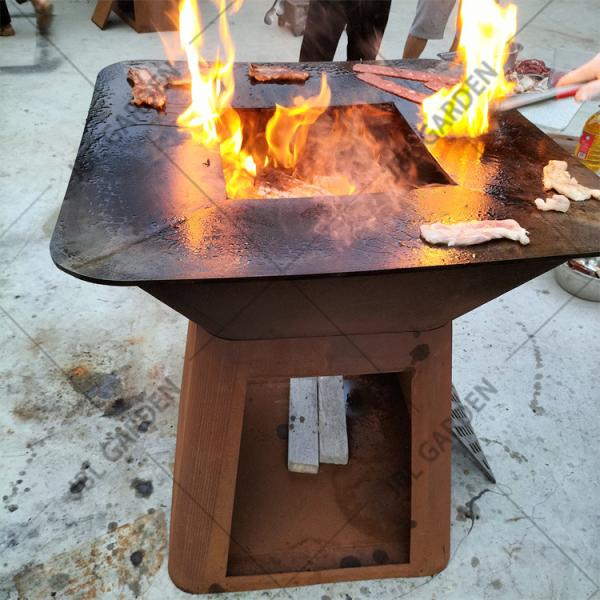 Anticorrosif bas en acier du gril 500*500*700mm de BARBECUE de Corten d'arrière-cour extérieure