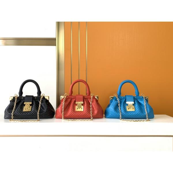 Sac d'embrayage personnalisé de monogramme de cuir de vachette Louis Vuitton M45571